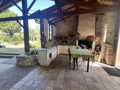 Maison - 253 m² - 7 pièces