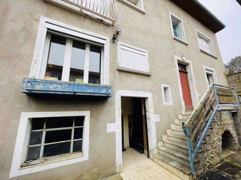 Maison - 227 m² - 6 pièces