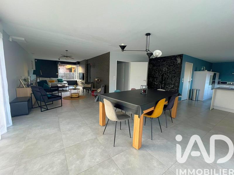 Maison - 163 m² - 5 pièces
