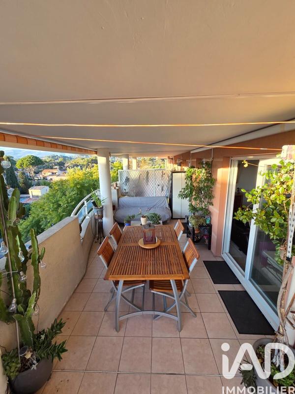 Appartement - 67 m² - 3 pièces