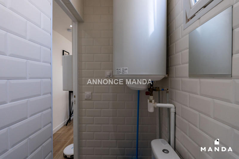 Chambre - 11 m² - 4 pièces