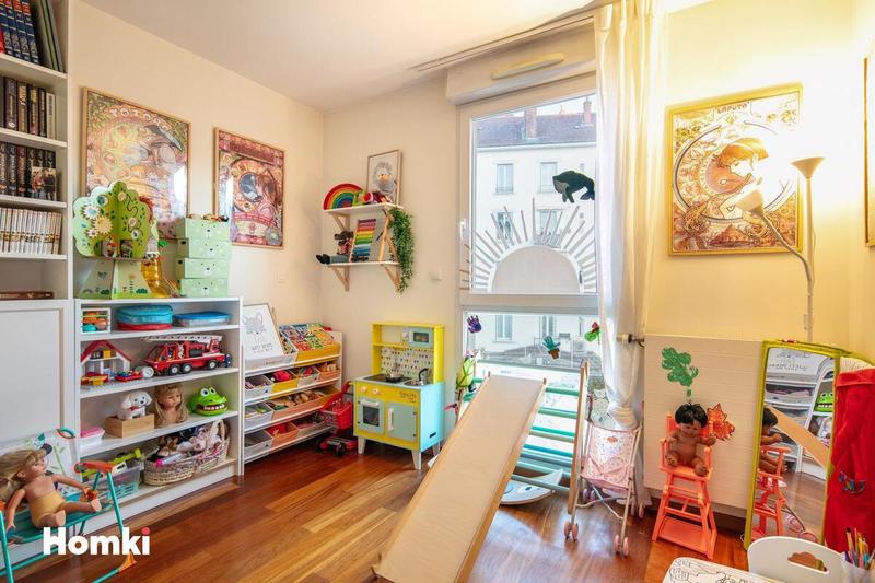 Appartement - 106 m² - 4 pièces