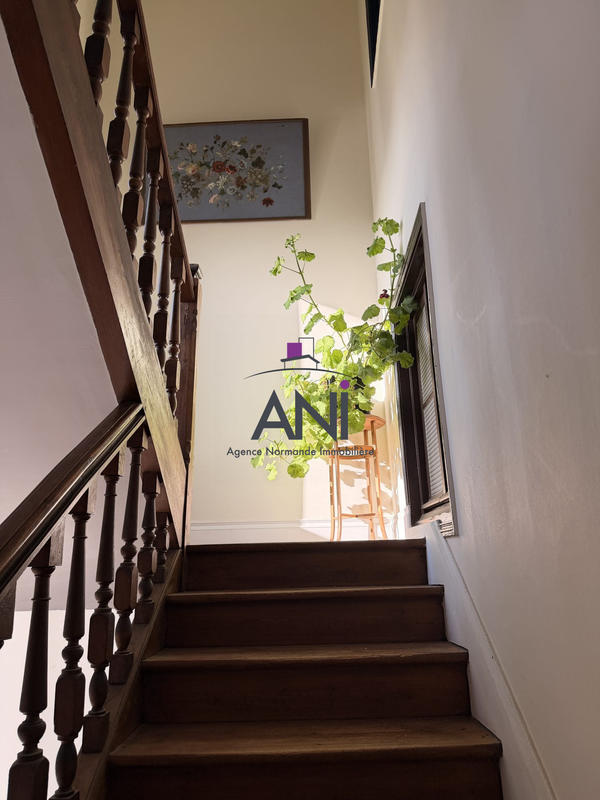 Appartement - 100 m² - 5 pièces