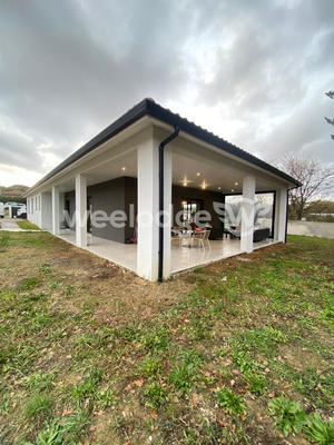 Maison - 165 m² - 6 pièces