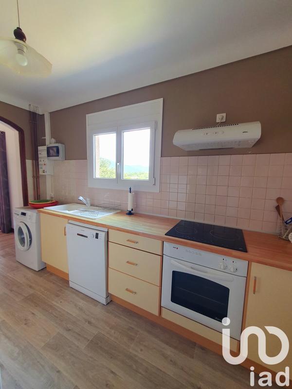 Maison - 198 m² - 8 pièces