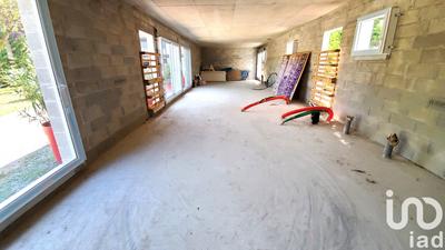 Maison - 196 m² - 6 pièces