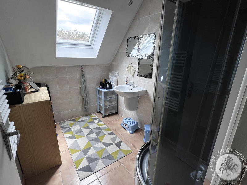 Maison - 110 m² - 6 pièces