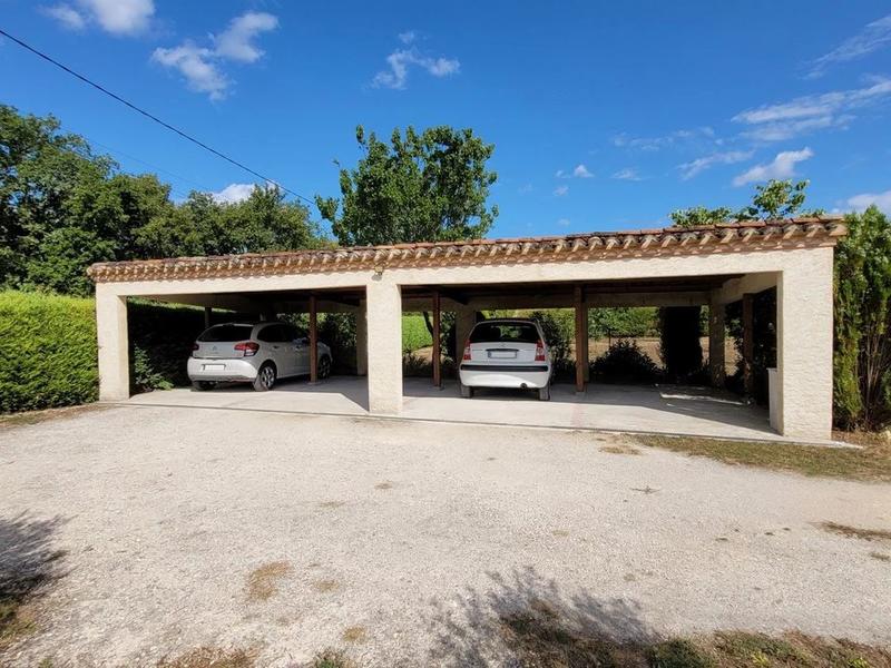 Propriété - 115 m² - 7 pièces