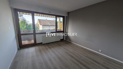 Appartement - 80 m² - 4 pièces