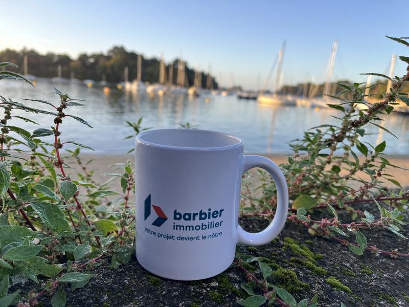 Local commercial - 143 m²