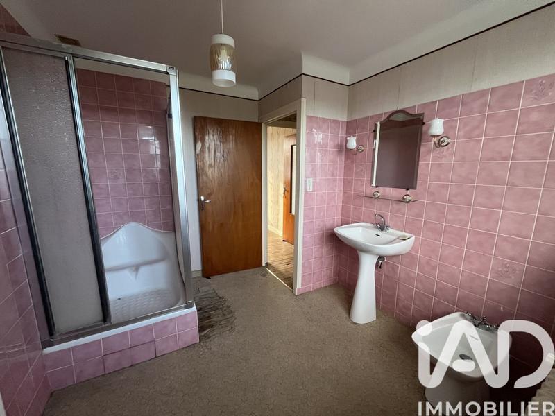 Maison de village - 100 m² - 6 pièces