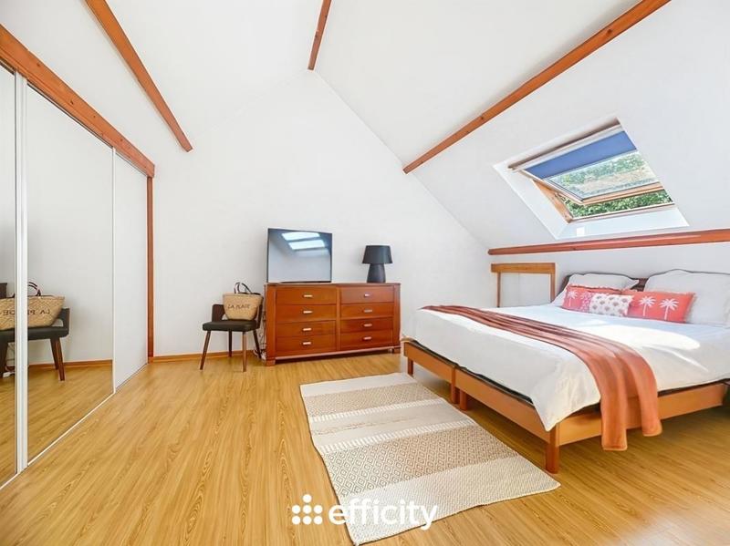 Maison - 195 m² - 8 pièces