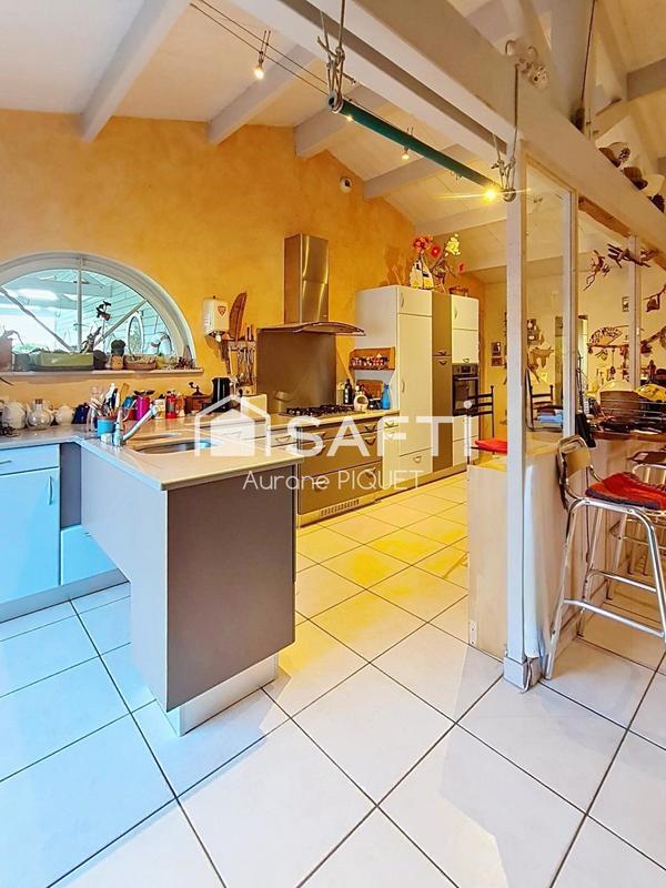 Maison - 150 m² - 4 pièces