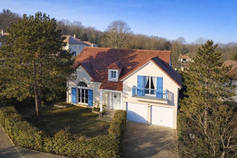 Maison - 173 m² - 7 pièces