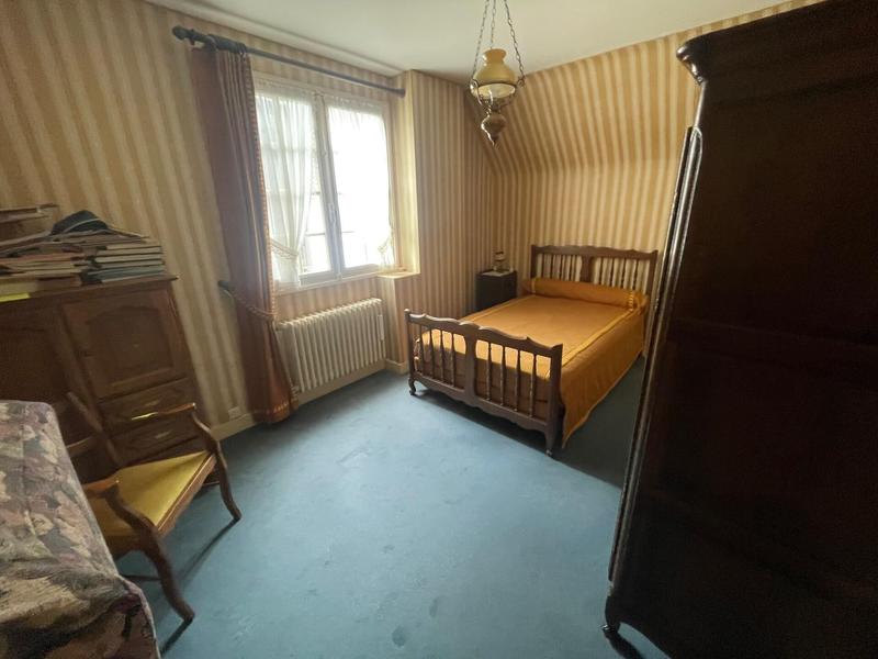 Maison - 142 m² - 8 pièces