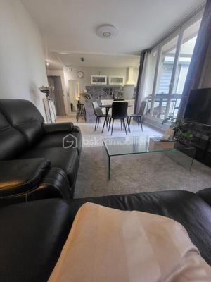 Appartement - 71 m² - 3 pièces