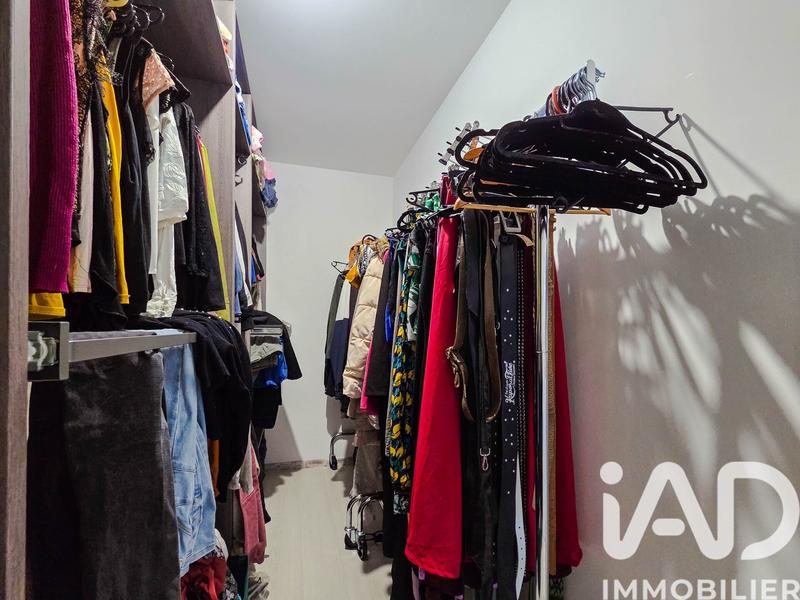 Maison - 93 m² - 4 pièces