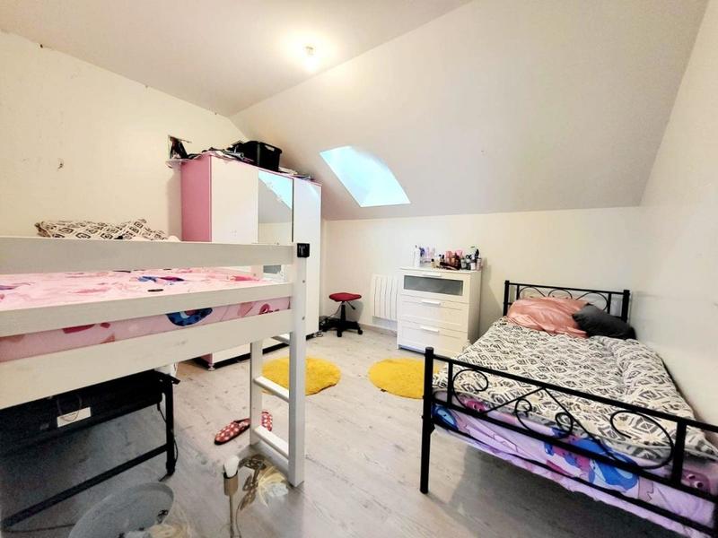 Maison - 175 m² - 7 pièces