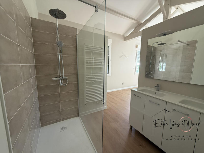 Maison ancienne - 432 m² - 10 pièces