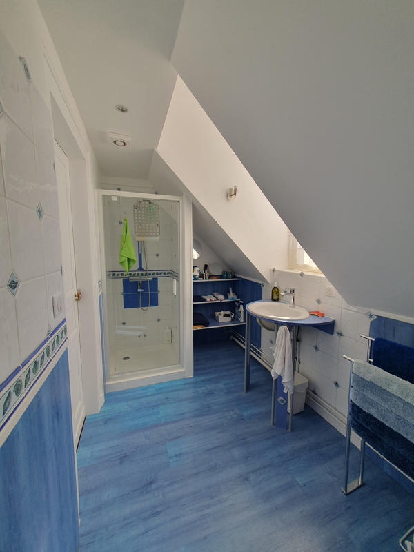 Maison - 187 m² - 10 pièces