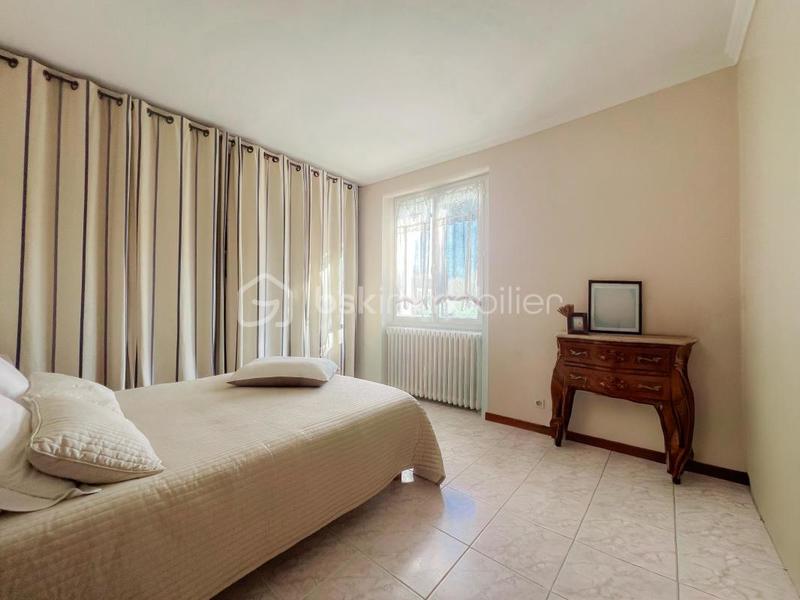 Villa - 141 m² - 6 pièces