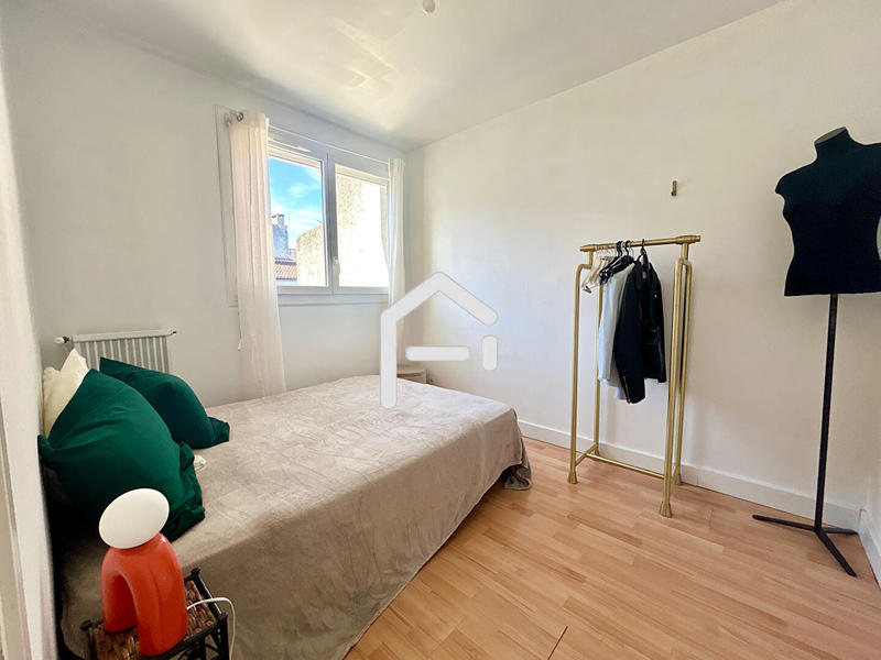 Maison - 93 m² - 4 pièces