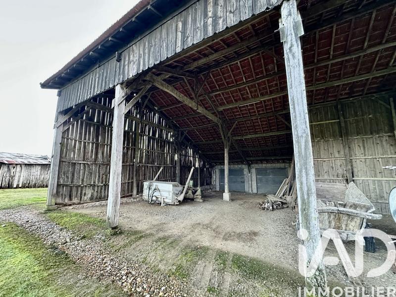 Maison - 271 m² - 10 pièces