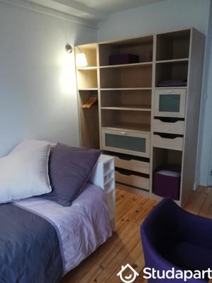 Chambre - 10 m² - 1 pièce
