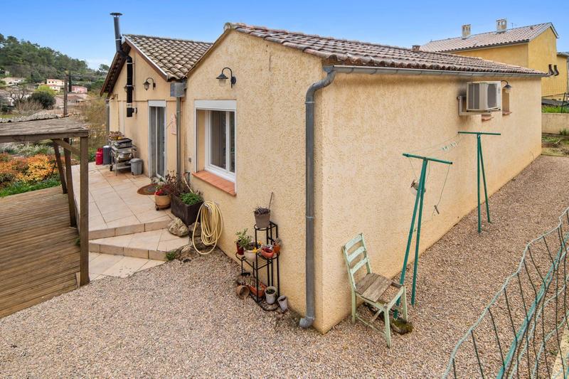 Maison - 120 m² - 5 pièces