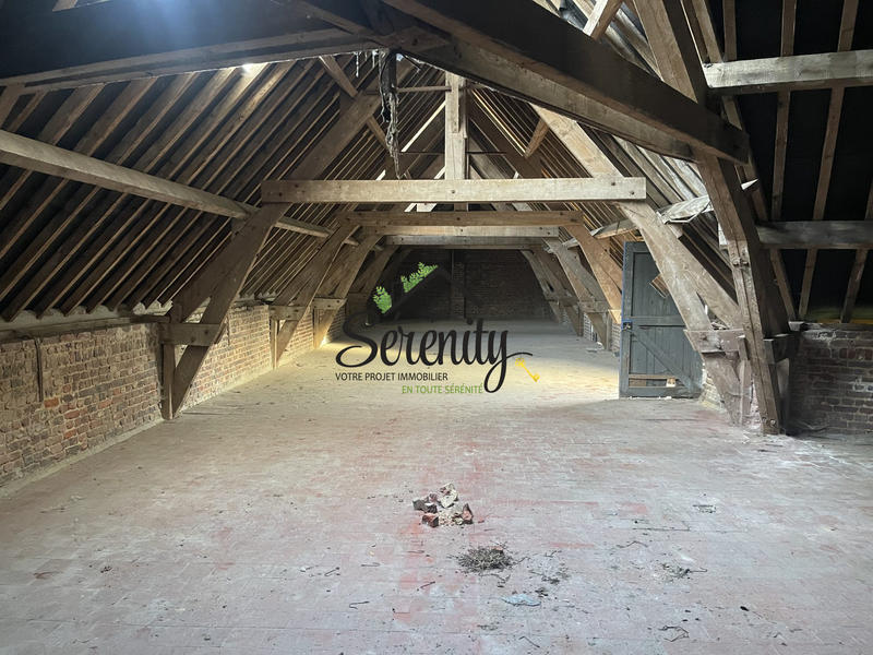 Maison ancienne - 1 081 m² - 11 pièces