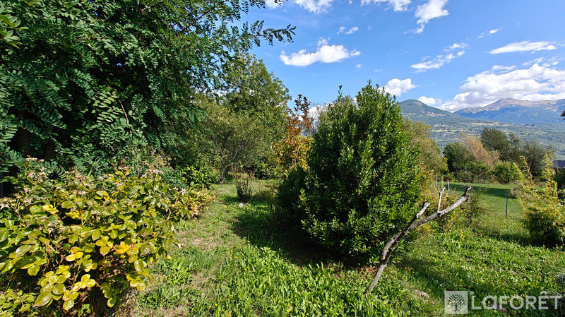 Maison - 202 m² - 9 pièces