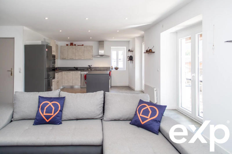 Appartement - 100 m² - 4 pièces