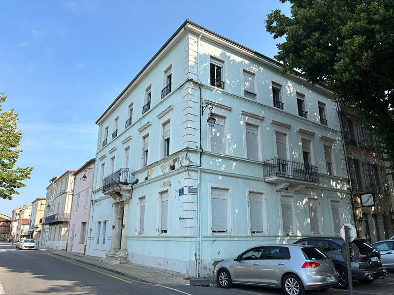 Maison - 547 m² - 14 pièces