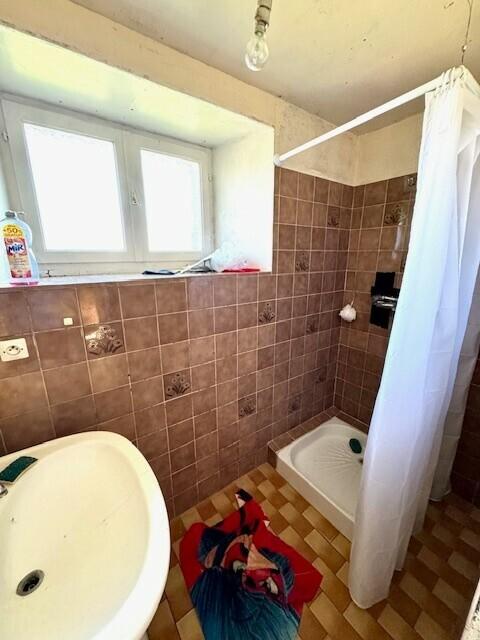 Propriété - 145 m² - 5 pièces