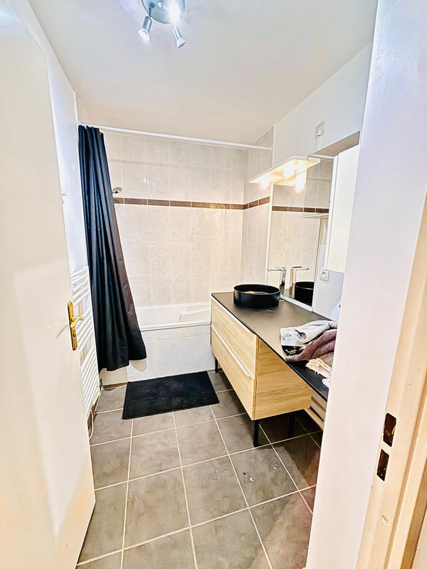 Appartement - 90 m² - 5 pièces