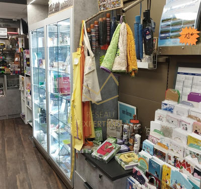 Fonds de commerce - Magasins - 54 m²