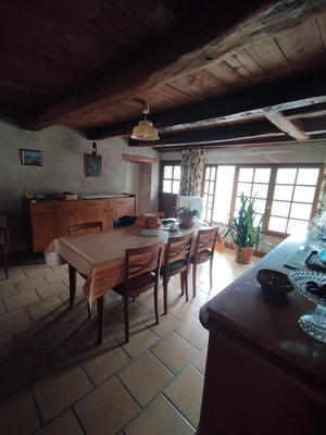 Maison - 193 m² - 10 pièces