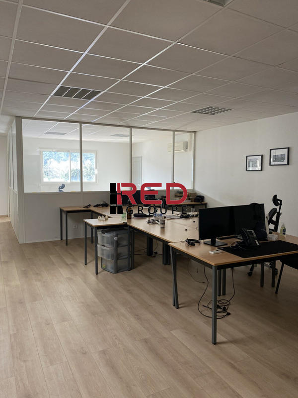 Bureau - 150 m²