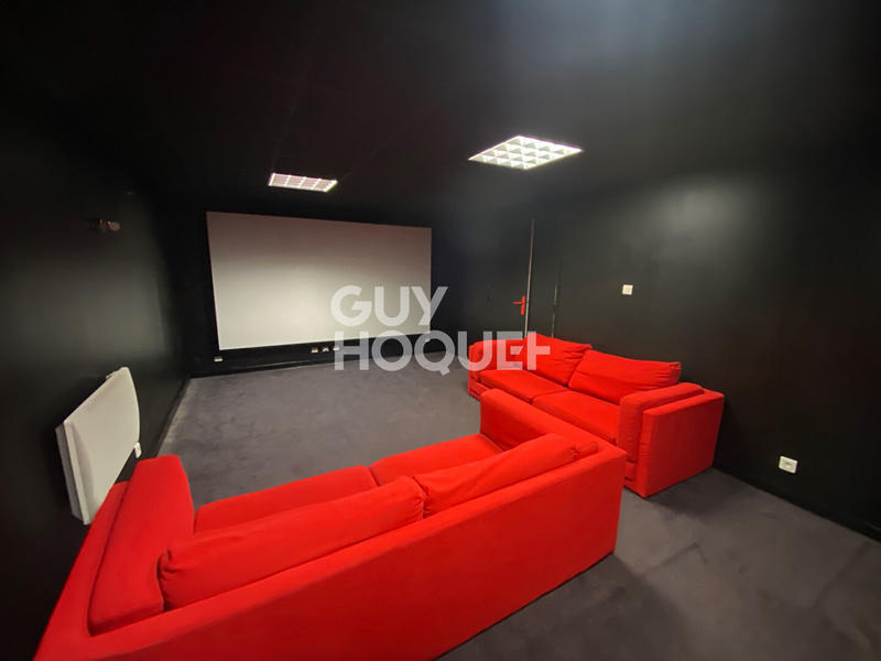 Maison - 200 m² - 6 pièces