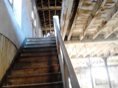 Local d'activité / Entrepôt - 600 m² - 2 pièces