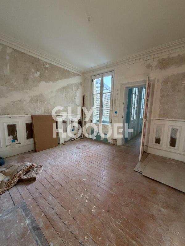 Maison - 150 m² - 10 pièces