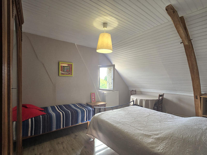 Maison - 194 m² - 9 pièces