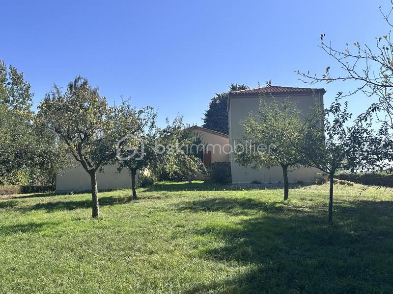 Maison traditionnelle - 148 m² - 8 pièces