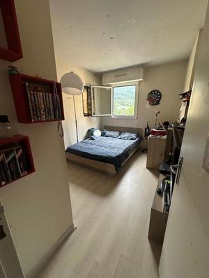 Appartement - 68 m² - 4 pièces