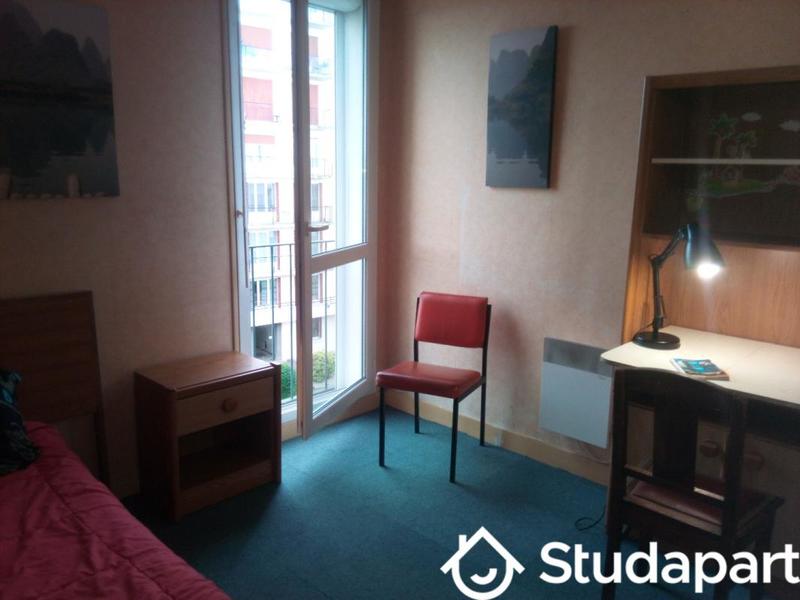 Chambre - 11 m² - 1 pièce