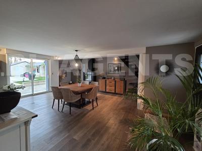 Maison - 190 m² - 5 pièces