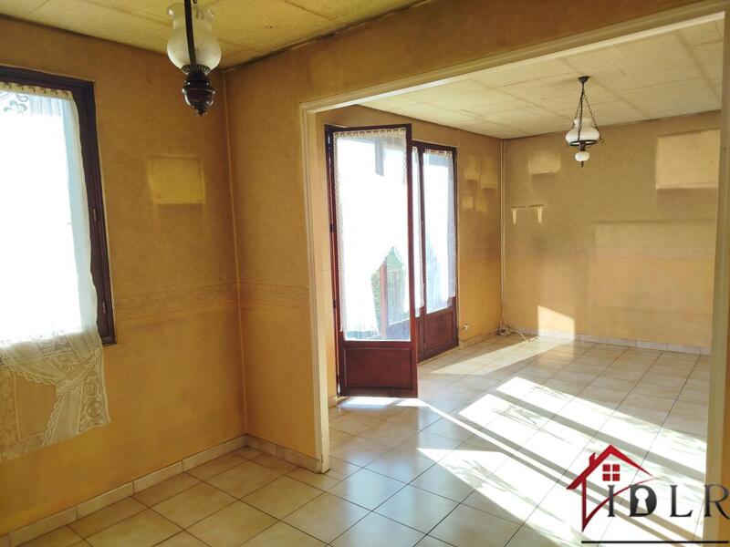 Maison de village - 80 m² - 3 pièces