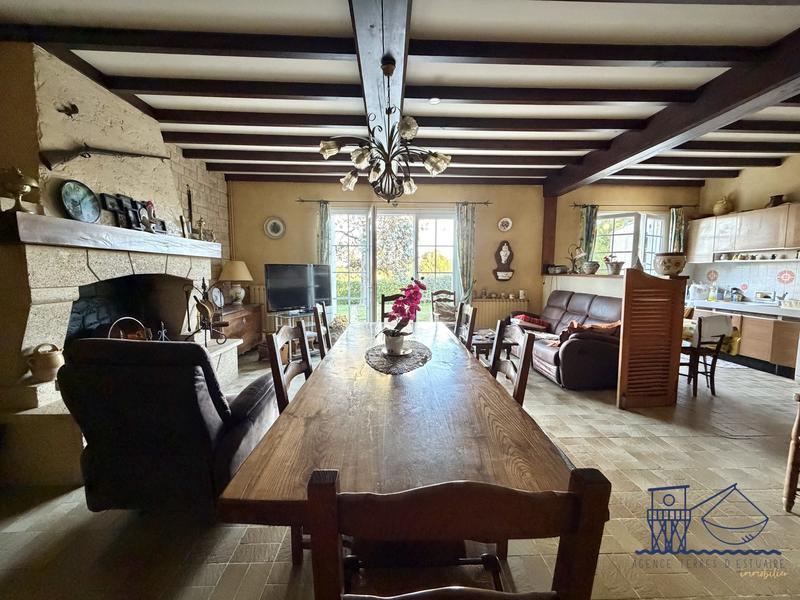 Maison ancienne - 319 m² - 10 pièces