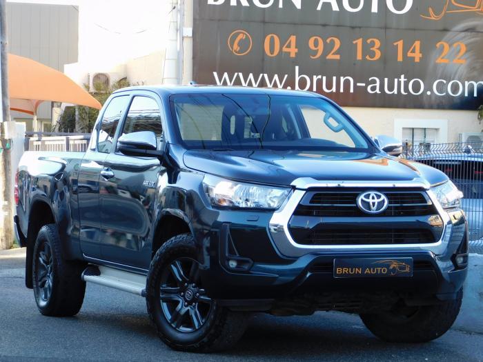 Toyota Hilux 2.8 d-4d X-Tra Cabine Legende 4wd Bva Rc21