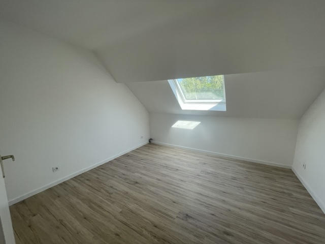 Maison - 92 m² - 5 pièces